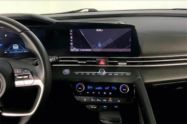 2023 Hyundai ELANTRA Vehicle Photo in Lees Summit, MO 64086