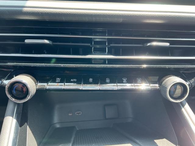 2024 Chevrolet Traverse Vehicle Photo in GREEN BAY, WI 54304-5303
