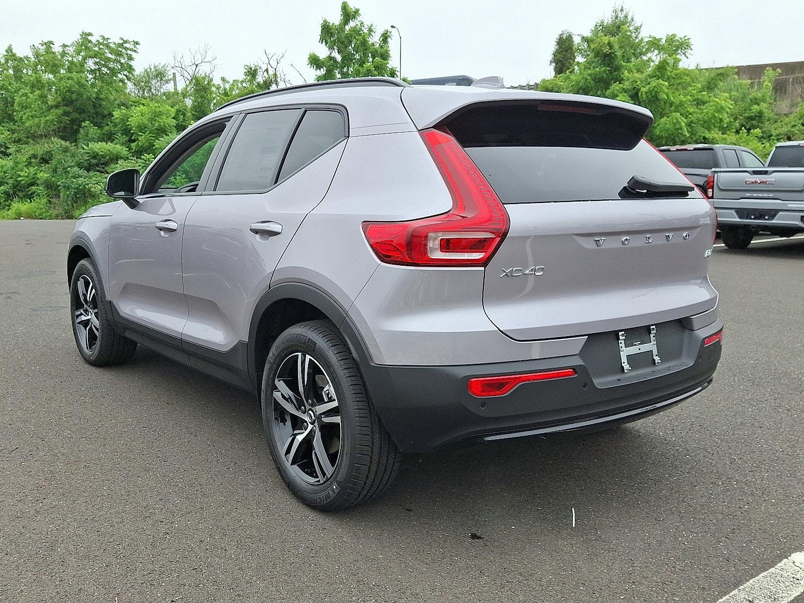 2026 Volvo XC40 Vehicle Photo in Trevose, PA 19053