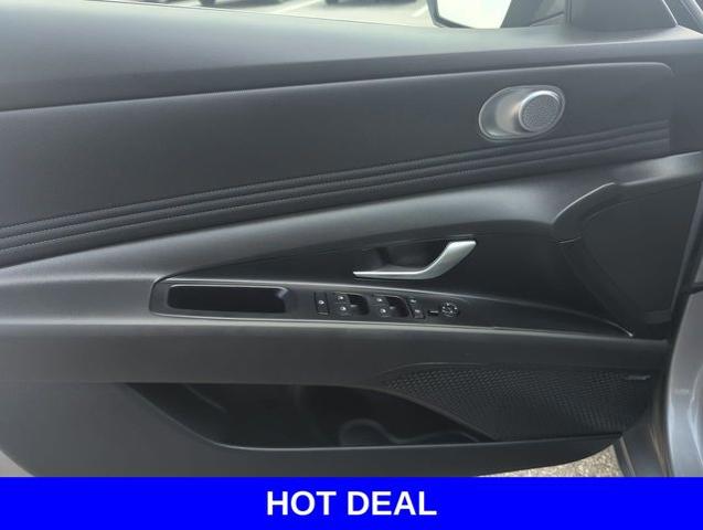 2025 Hyundai ELANTRA Vehicle Photo in Merrillville, IN 46410