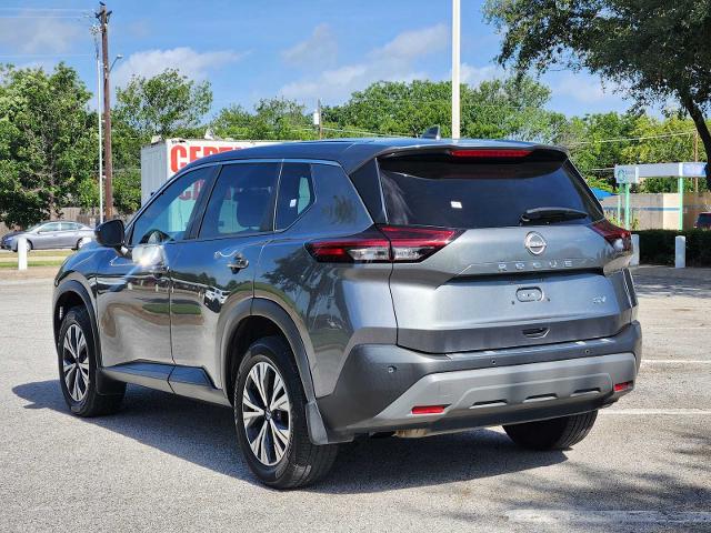 2022 Nissan Rogue Vehicle Photo in DENTON, TX 76210-9321