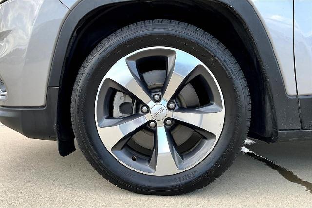 2019 Jeep Cherokee Vehicle Photo in San Antonio, TX 78230
