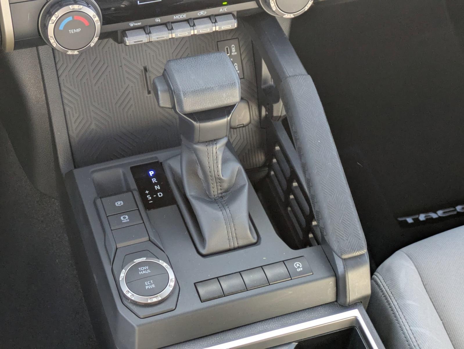 2024 Toyota Tacoma 2WD Vehicle Photo in SELMA, TX 78154-1460