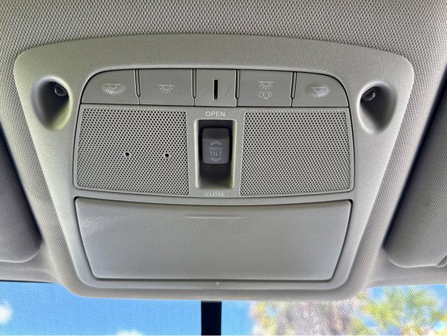 2018 Nissan Rogue Vehicle Photo in Hinesville, GA 31313