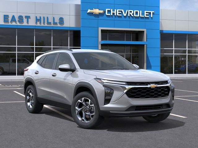 2025 Chevrolet Trax Vehicle Photo in Roslyn, NY 11576