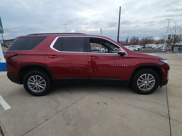 2022 Chevrolet Traverse Vehicle Photo in ENGLEWOOD, CO 80113-6708