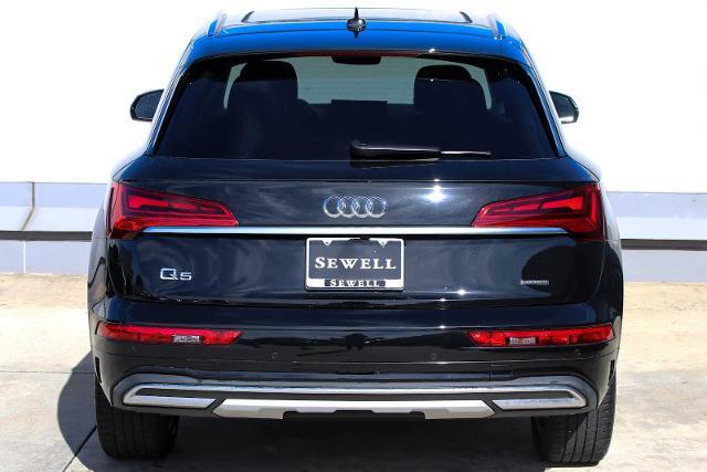 2024 Audi Q5 Vehicle Photo in SUGAR LAND, TX 77478