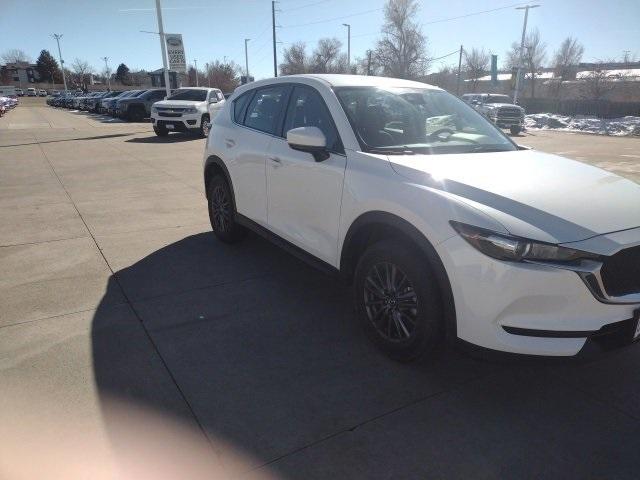 2019 Mazda CX-5 Vehicle Photo in ENGLEWOOD, CO 80113-6708