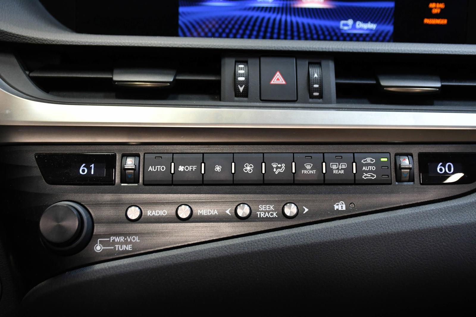 2020 Lexus ES 350 Vehicle Photo in DALLAS, TX 75235