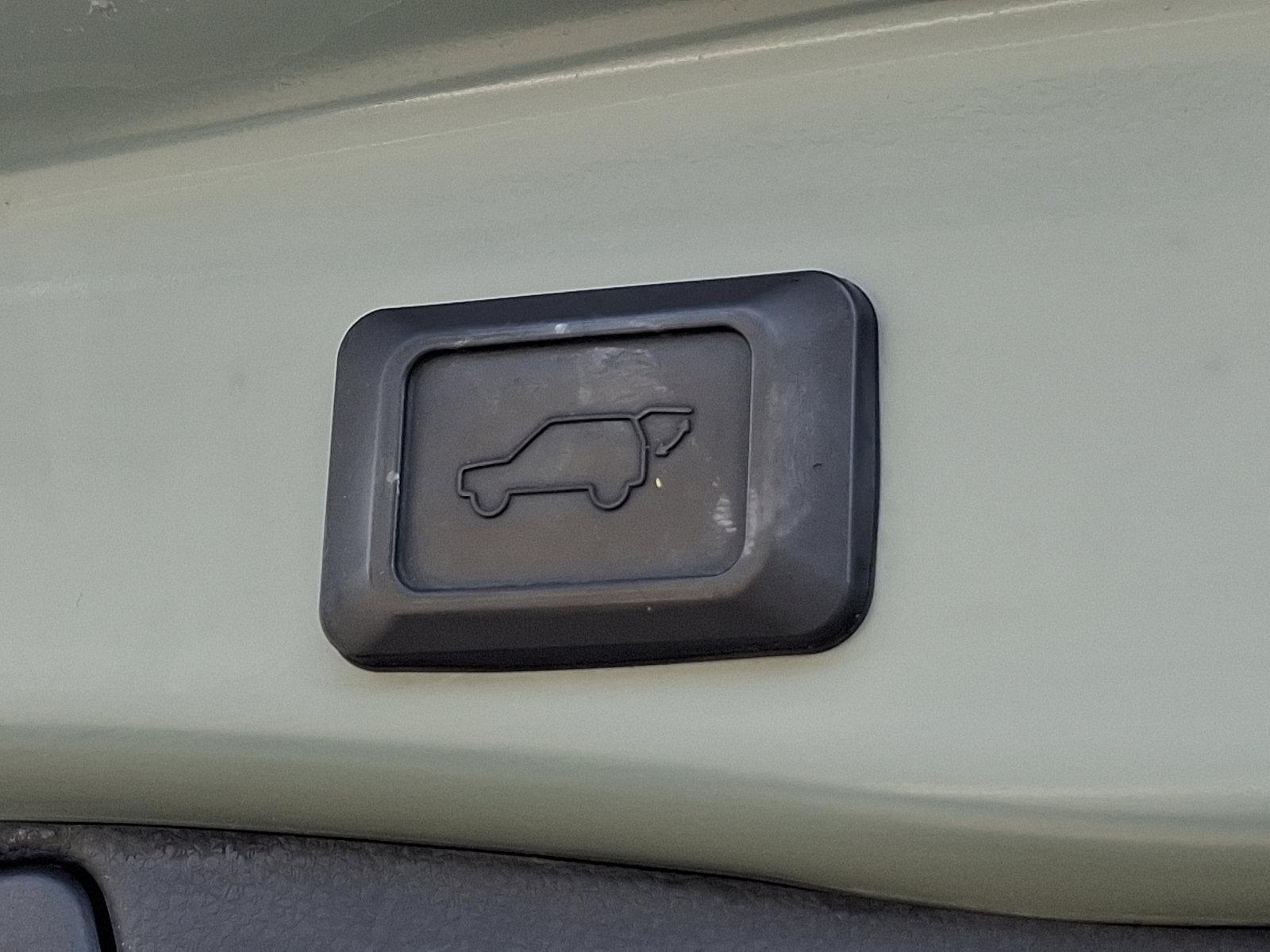 2019 Toyota RAV4 Vehicle Photo in Trevose, PA 19053