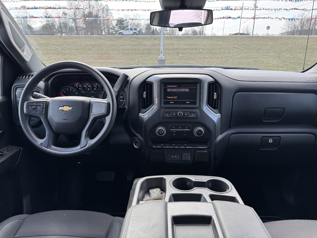 2022 Chevrolet Silverado 1500 Vehicle Photo in BOONVILLE, IN 47601-9633