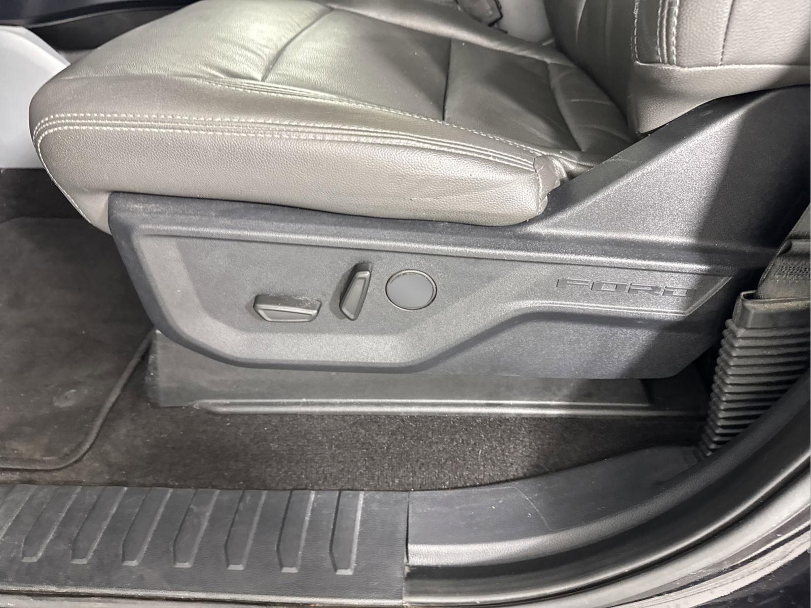 2022 Ford F-150 Vehicle Photo in GEORGETOWN, TX 78626-7508