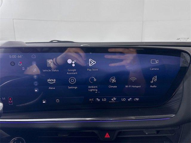 2025 Buick Envision Vehicle Photo in PUYALLUP, WA 98371-4149