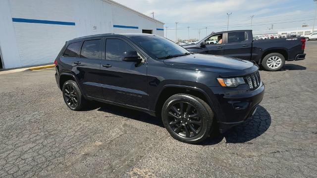 Used 2018 Jeep Grand Cherokee Altitude with VIN 1C4RJFAG1JC410468 for sale in London, OH