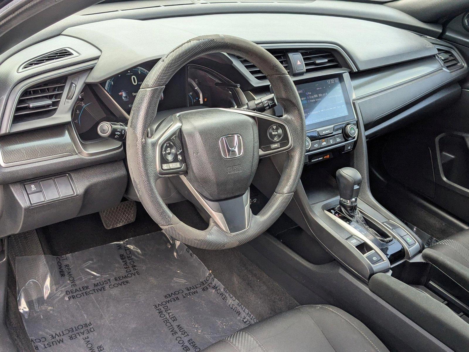 2017 Honda Civic Hatchback Vehicle Photo in PEMBROKE PINES, FL 33024-6534
