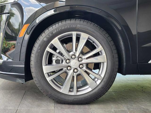 2024 Cadillac XT6 Vehicle Photo in HOUSTON, TX 77079