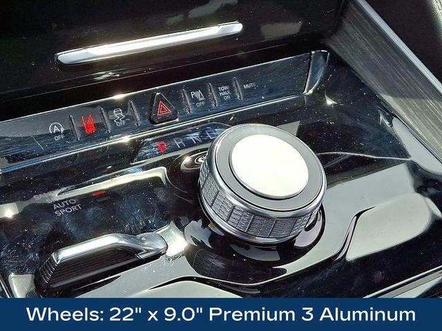 2024 Jeep Wagoneer L Vehicle Photo in DANBURY, CT 06810-5034