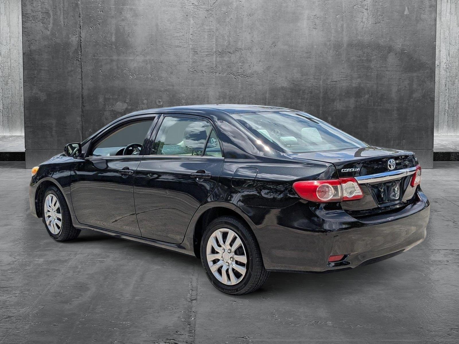 2013 Toyota Corolla Vehicle Photo in PEMBROKE PINES, FL 33024-6534