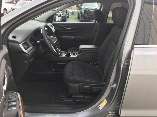 2023 GMC Acadia Vehicle Photo in GREEN BAY, WI 54303-3330