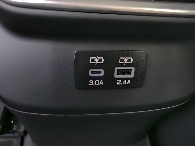 2025 Subaru Outback Vehicle Photo in Green Bay, WI 54304