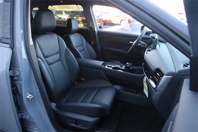 2025 Nissan Rogue Vehicle Photo in Hazelwood, MO 63042