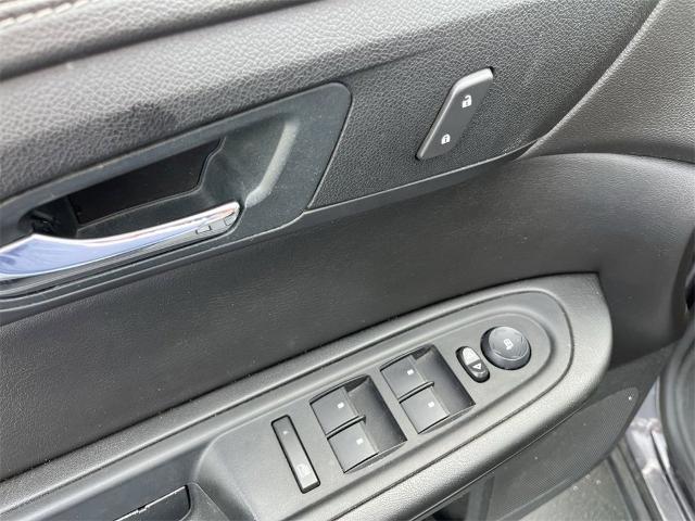 2016 Chevrolet Traverse Vehicle Photo in TULLY, NY 13159-3159