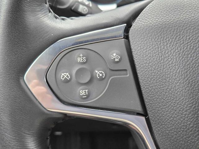 2022 Chevrolet Traverse Vehicle Photo in DENTON, TX 76210-9321