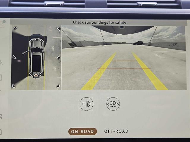 2024 Defender Vehicle Photo in AUSTIN, TX 78717