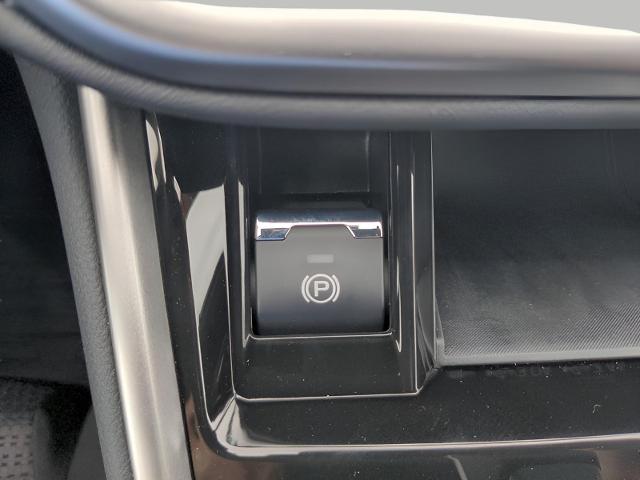 2025 Subaru Outback Vehicle Photo in Green Bay, WI 54304