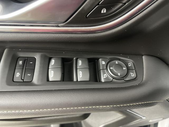 2022 GMC Yukon Vehicle Photo in GILBERT, AZ 85297-0402