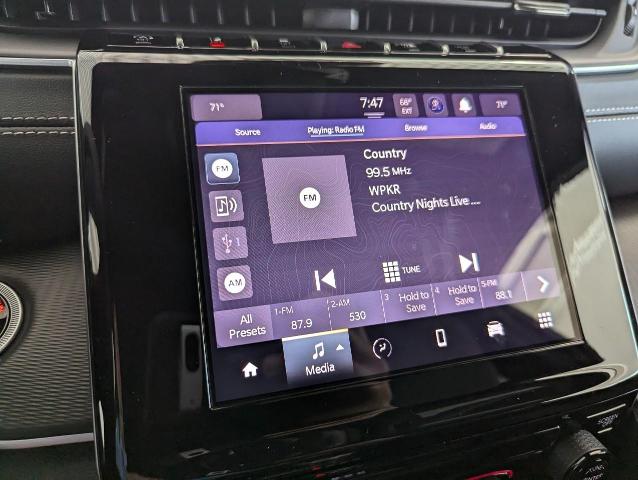2025 Jeep Grand Cherokee L Vehicle Photo in Oshkosh, WI 54901