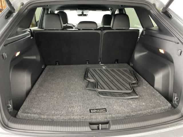 2023 Volkswagen Atlas Cross Sport Vehicle Photo in GILBERT, AZ 85297-0402