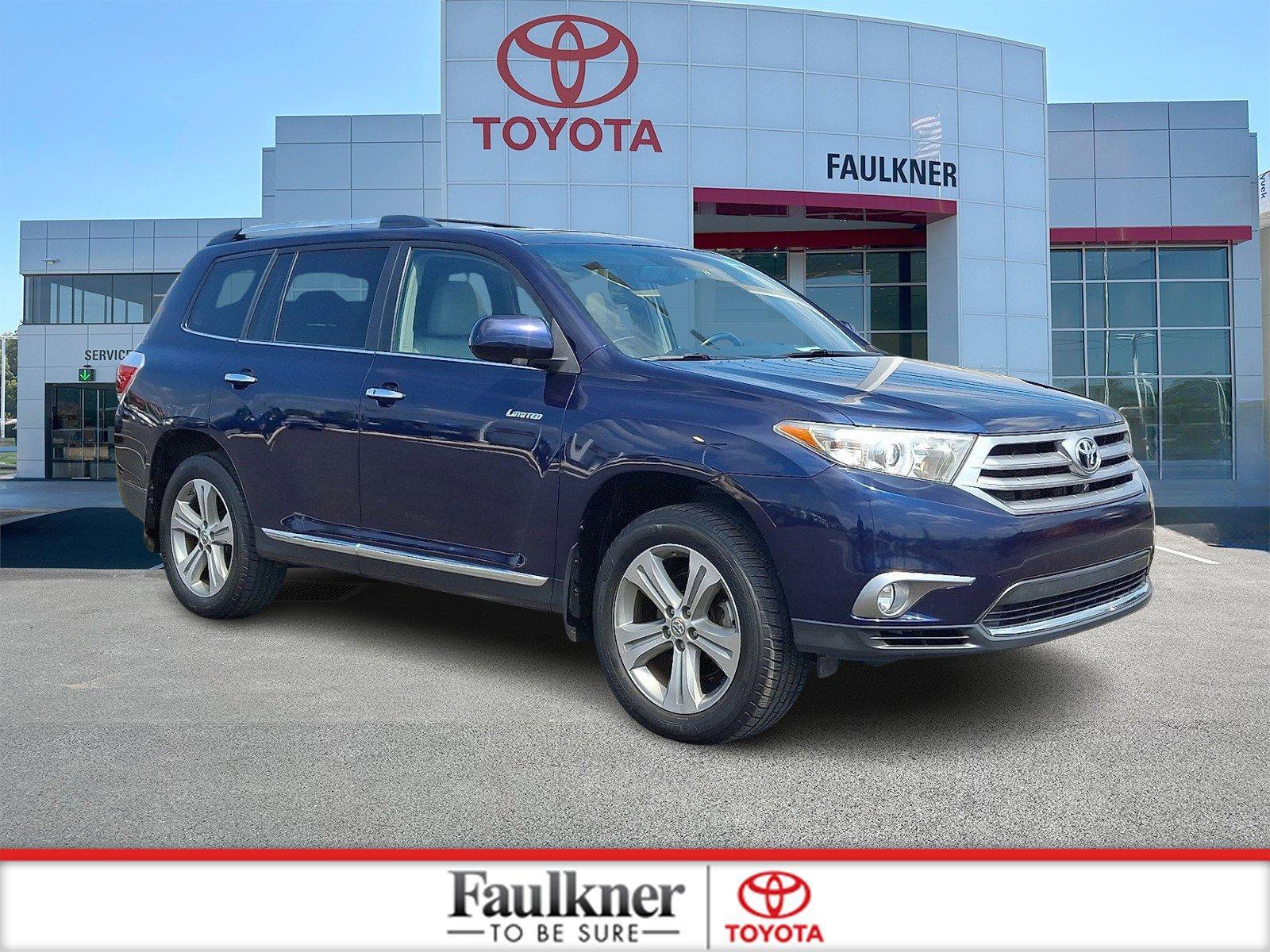 2013 Toyota Highlander Vehicle Photo in Harrisburg, PA 17111