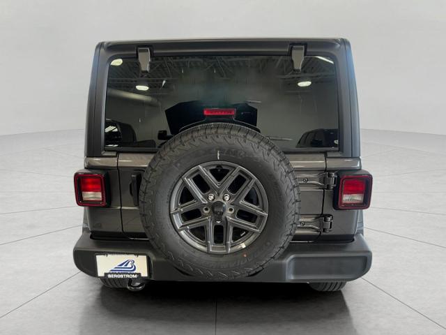 2025 Jeep Wrangler Vehicle Photo in Oshkosh, WI 54901