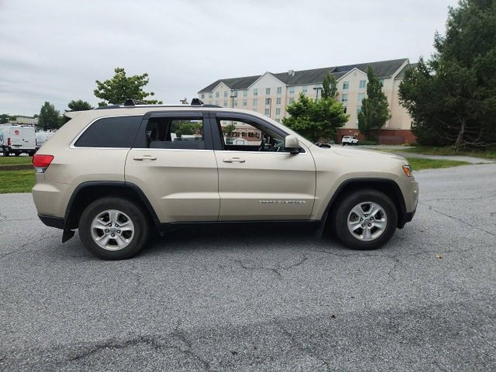 2015 Jeep Grand Cherokee Vehicle Photo in Harrisburg, PA 17111