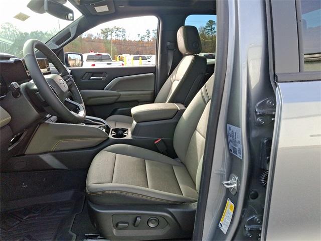 2024 Chevrolet Colorado Vehicle Photo in BERLIN, MD 21811-1121