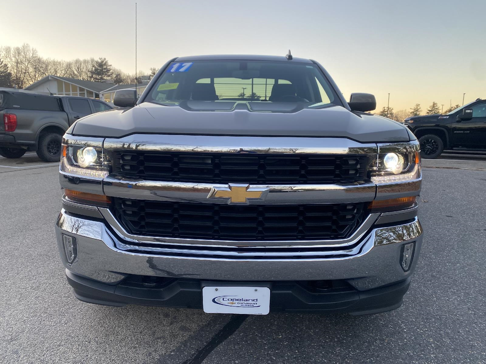 Used 2017 Chevrolet Silverado 1500 LT with VIN 1GCVKREC4HZ172062 for sale in Hudson, MA