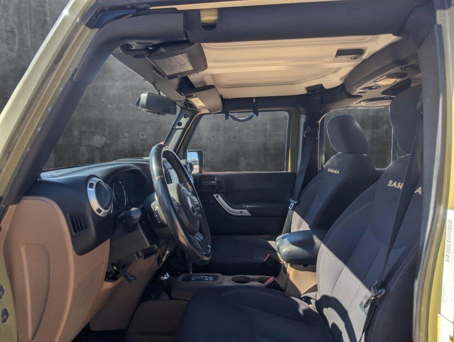 2013 Jeep Wrangler Unlimited Vehicle Photo in CORPUS CHRISTI, TX 78412-4902