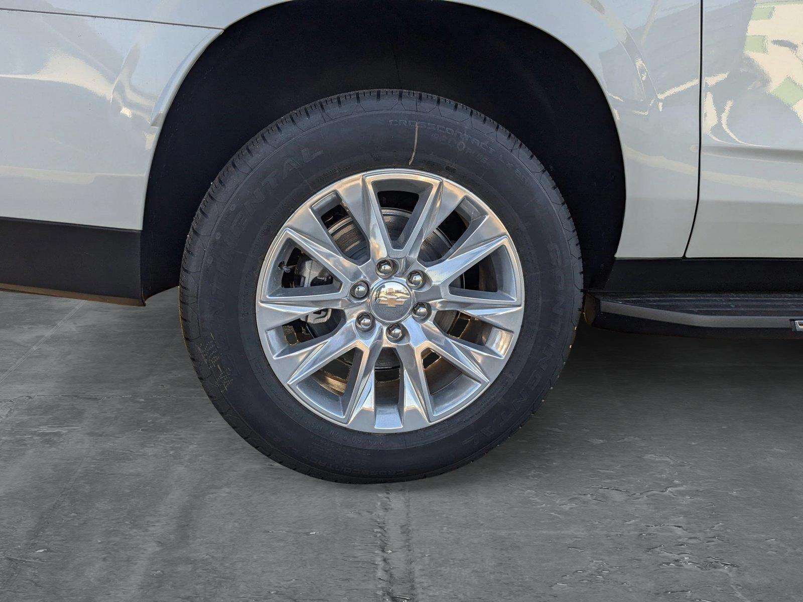 2025 Chevrolet Suburban Vehicle Photo in MIAMI, FL 33134-2699