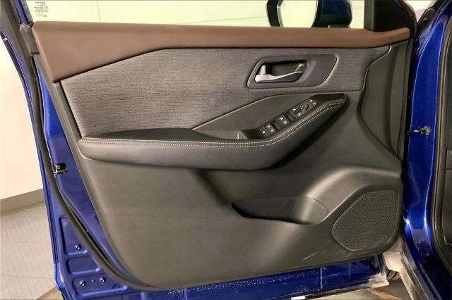 2023 Nissan Rogue Vehicle Photo in Kansas City, MO 64114