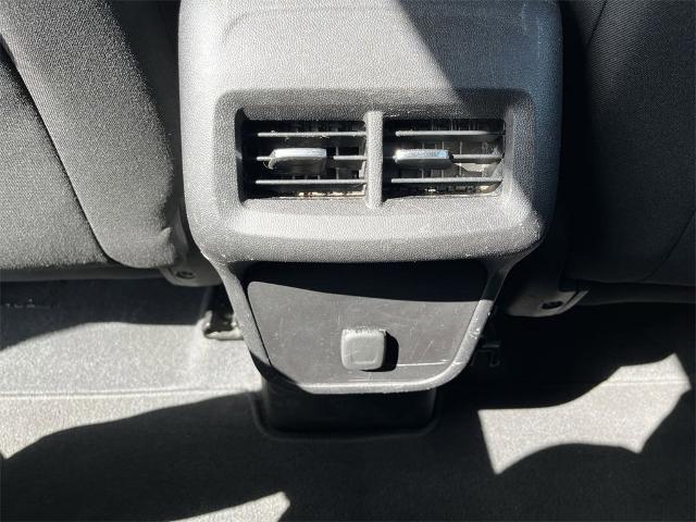 2018 Chevrolet Equinox Vehicle Photo in TULLY, NY 13159-3159