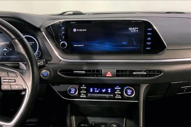 2022 Hyundai SONATA Vehicle Photo in Lees Summit, MO 64086