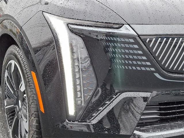 2025 Cadillac ESCALADE IQ Vehicle Photo in ALLENTOWN, PA 18103-7399