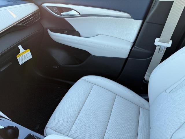 2025 Buick Envision Vehicle Photo in COLUMBIA, MO 65203-3903