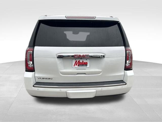 2017 GMC Yukon Vehicle Photo in MEDINA, OH 44256-9631