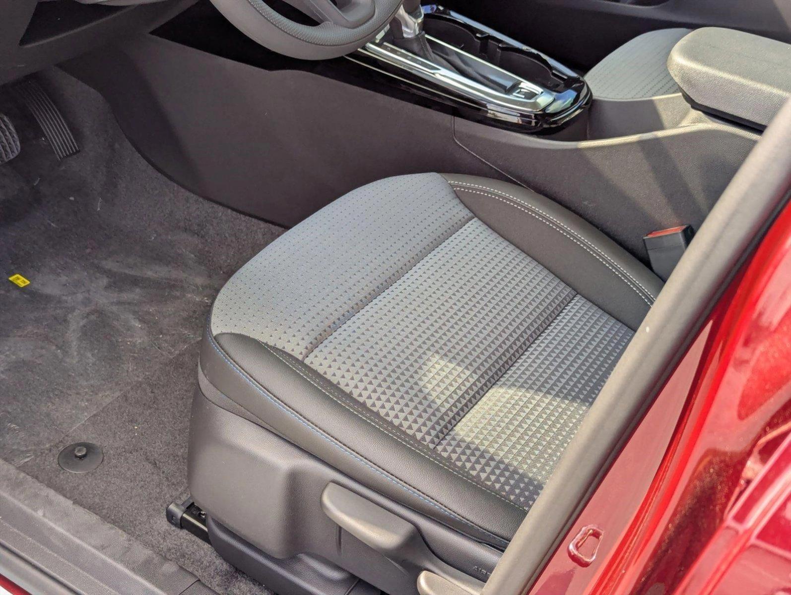 2025 Chevrolet Trax Vehicle Photo in PEMBROKE PINES, FL 33024-6534