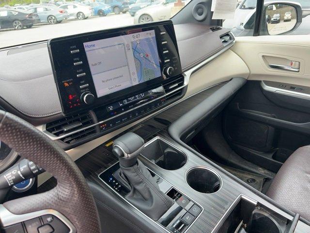 2022 Toyota Sienna Vehicle Photo in MILFORD, OH 45150-1684