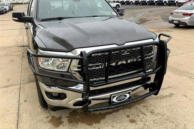 2022 Ram 1500 Vehicle Photo in TOPEKA, KS 66609-0000