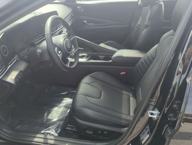 2023 Hyundai ELANTRA Hybrid Vehicle Photo in Merrillville, IN 46410