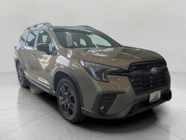2025 Subaru Ascent Vehicle Photo in Green Bay, WI 54304